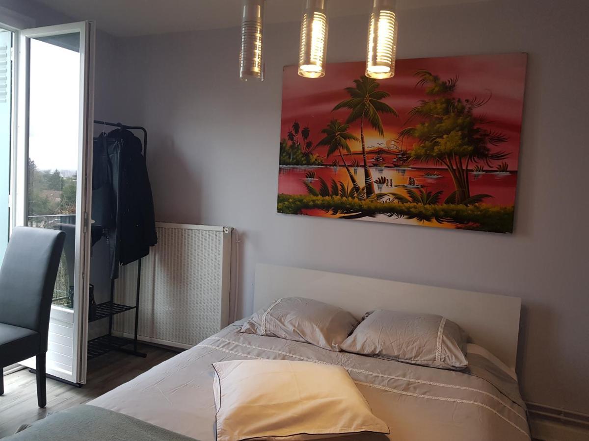 Chambres A Louer Dans Appartement Balcon - Wifi - Parking Gratuit Невер Экстерьер фото