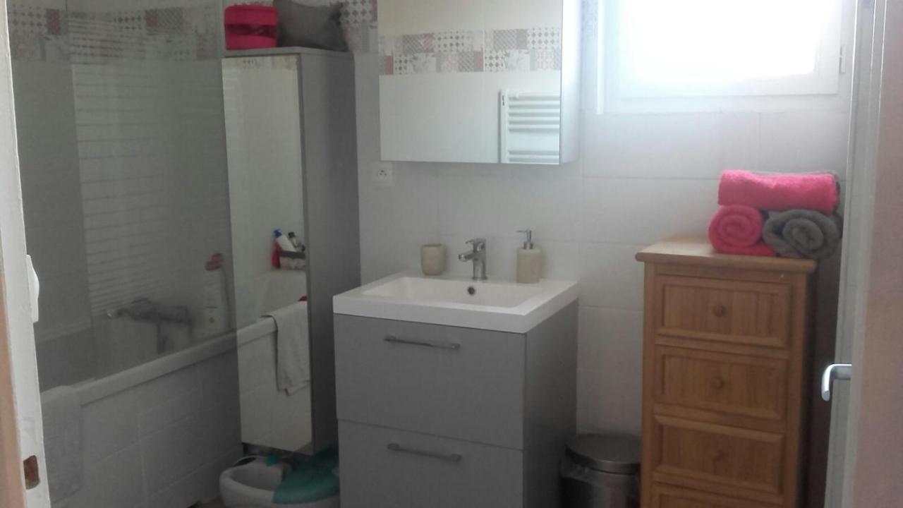 Chambres A Louer Dans Appartement Balcon - Wifi - Parking Gratuit Невер Экстерьер фото
