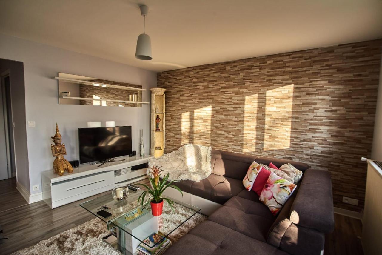 Chambres A Louer Dans Appartement Balcon - Wifi - Parking Gratuit Невер Экстерьер фото